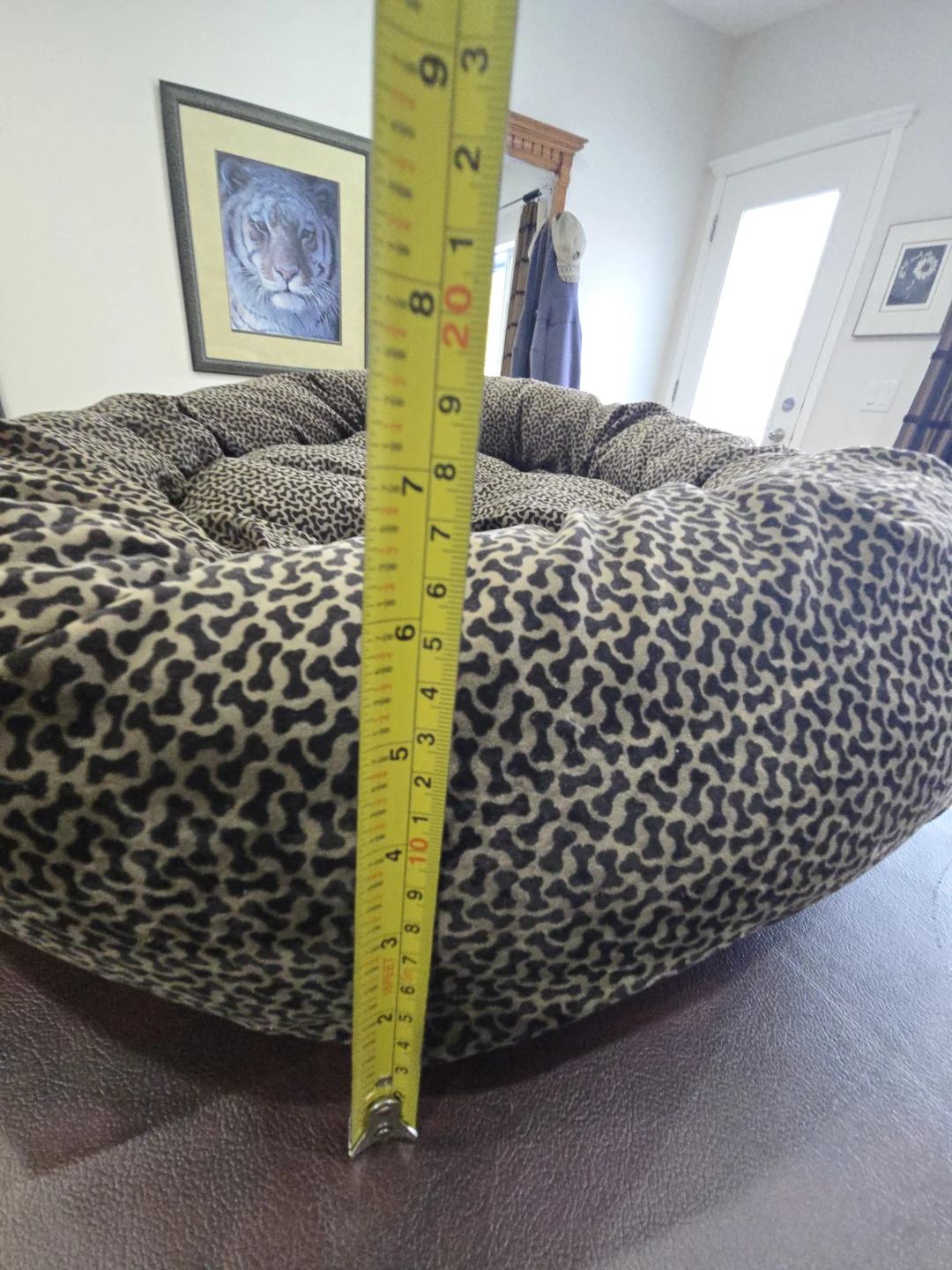 Super comfy dog beds, fit up to medium dogs. Choice of 2 styles. - photo 4