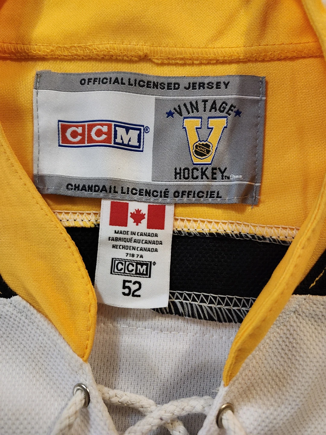 CCM Bobby Orr Boston Bruins Vintage Hockey Jersey - photo 4