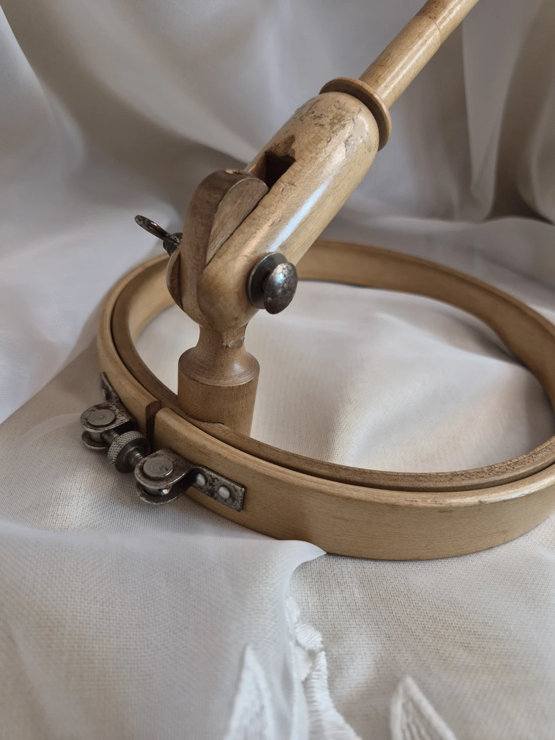 Vintage 7" Embroidery Hoop... - photo 3