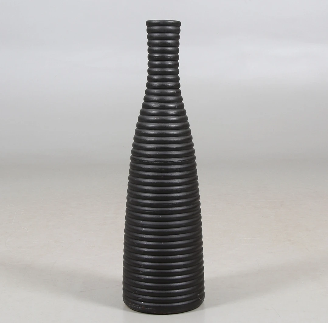 Creamic Black Ribbed Decorative Vase