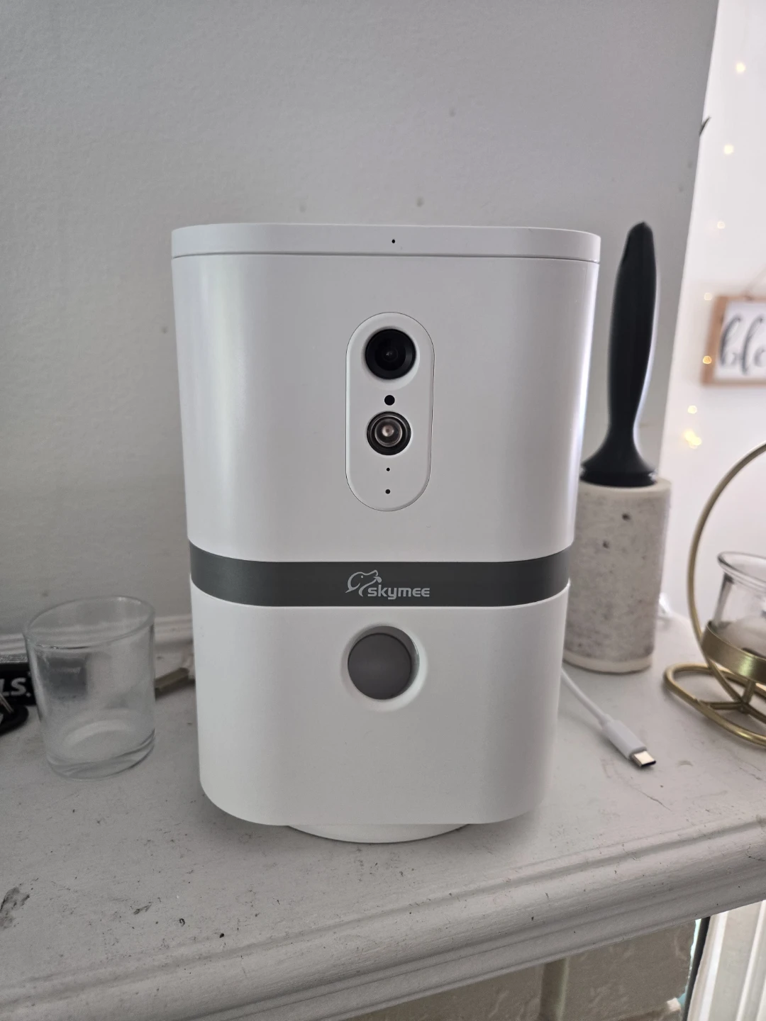 Skymee Pet Camera and Treat Dispenser