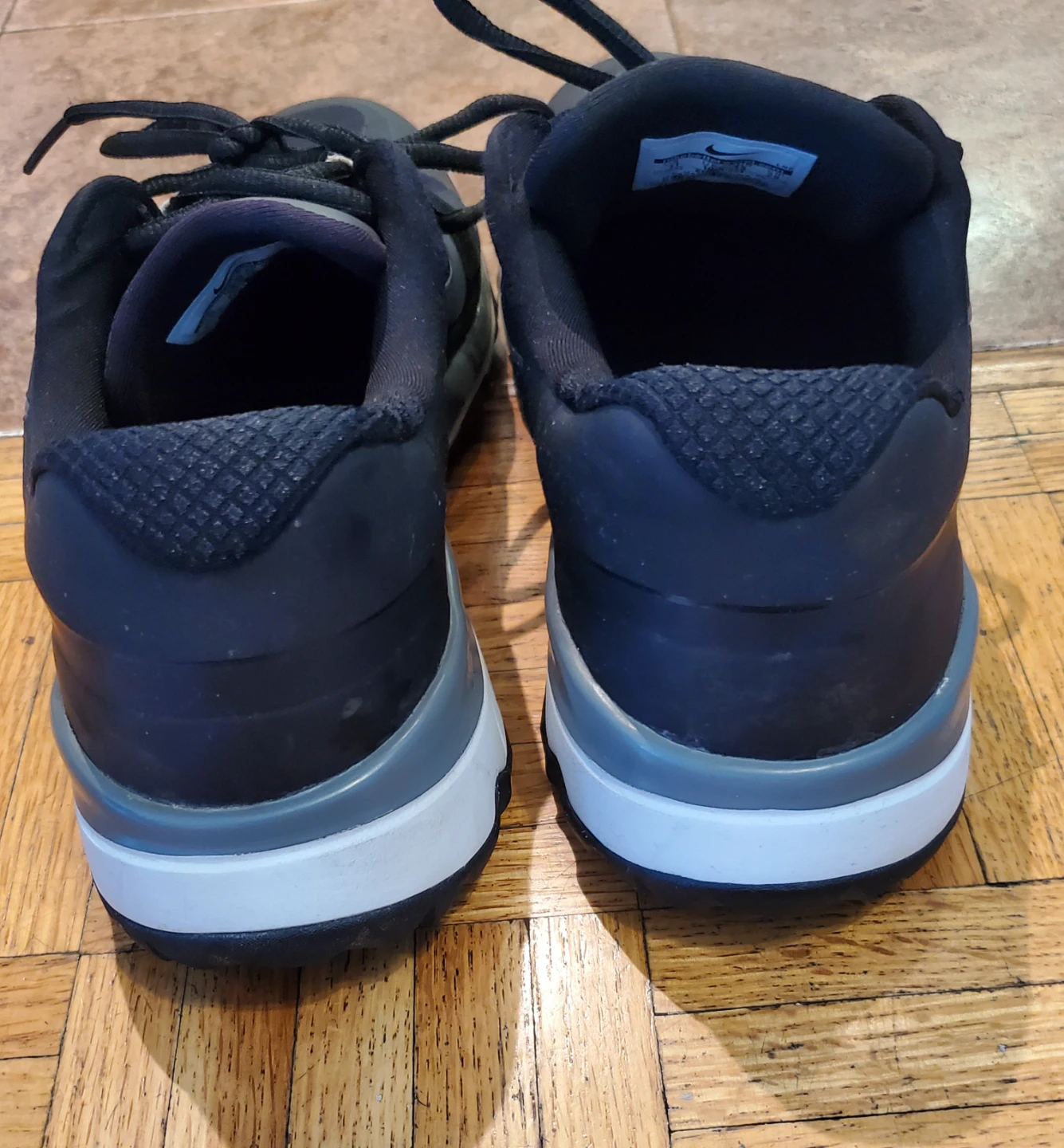 Men's  Nike  Shoes Size 11 - photo 5