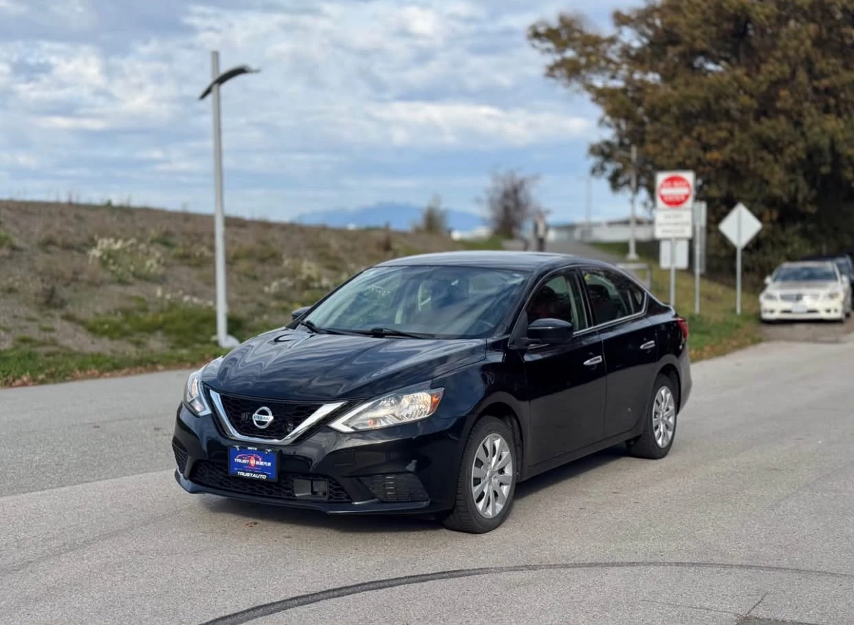 2019 Nissan Sentra SV - photo 2