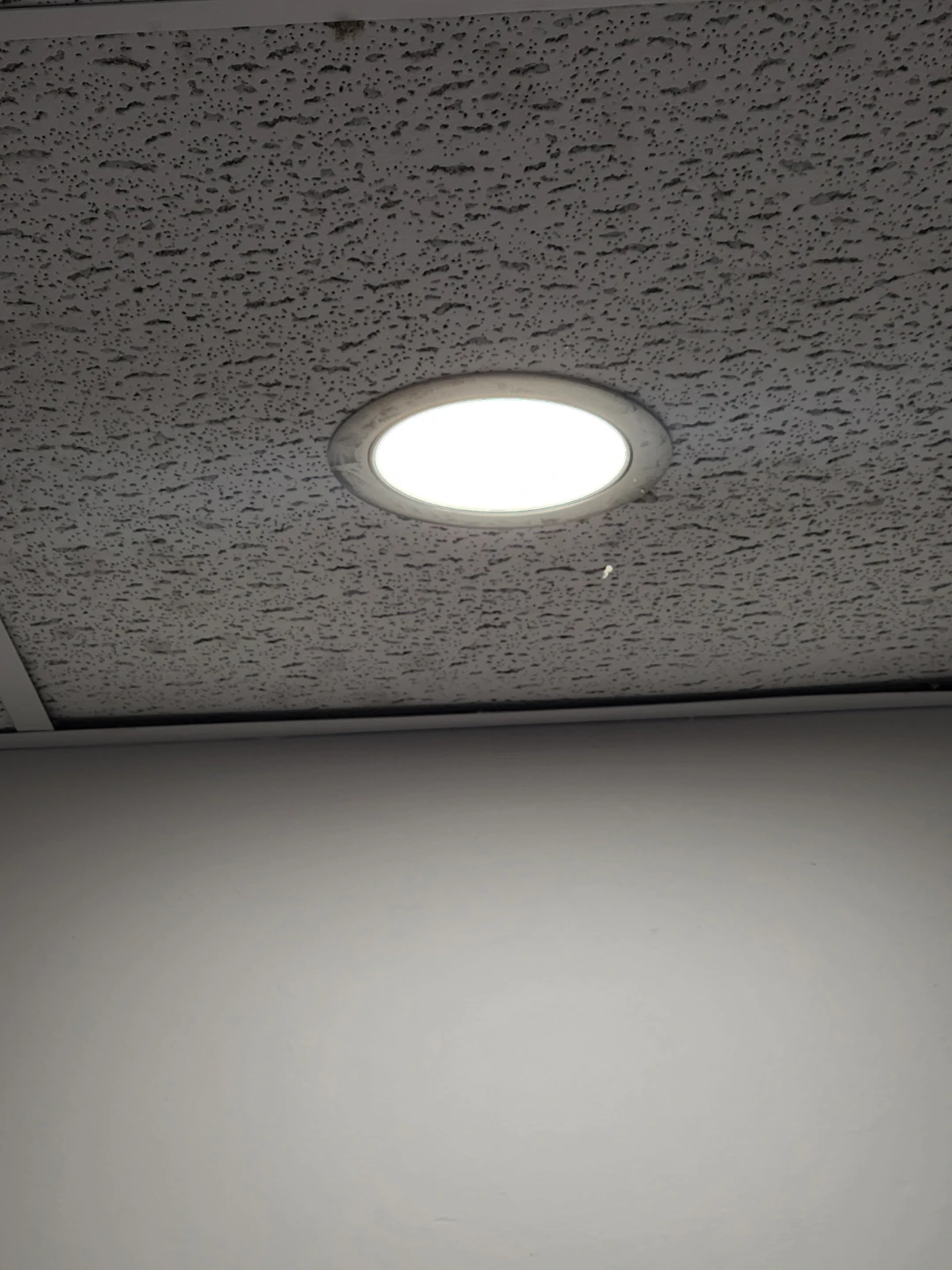 Energy Efficient Lighting 6" LED Recessed Gimbal Light 3000K - photo 5