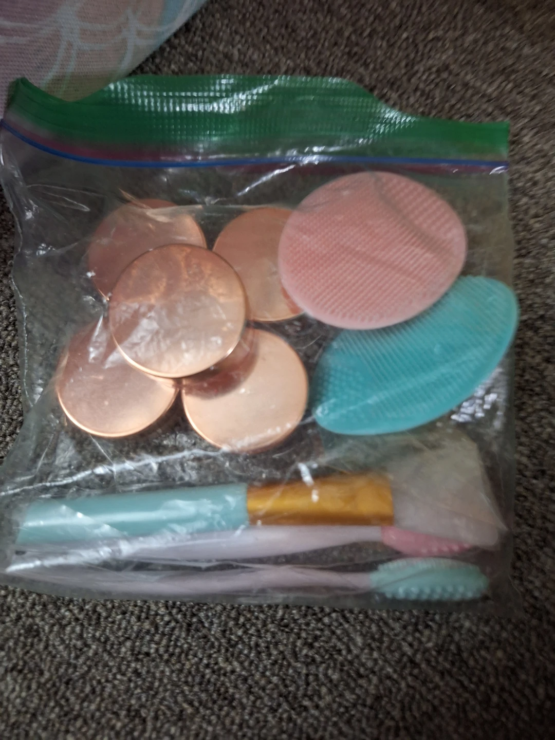 Lipcare masks and cleansing tool set