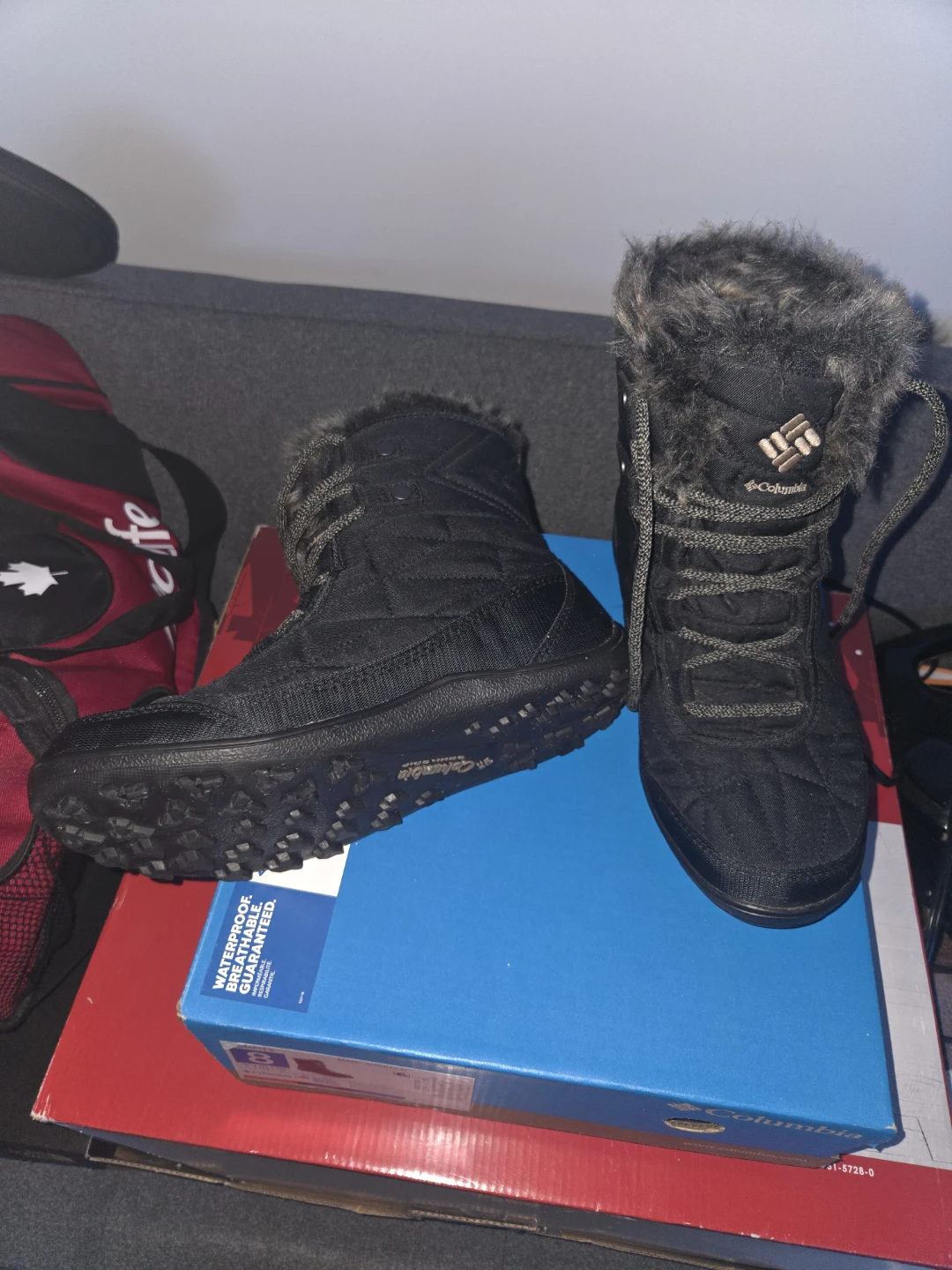 Winter Boots & Work Boots – Various Styles and Sizes. - photo 3