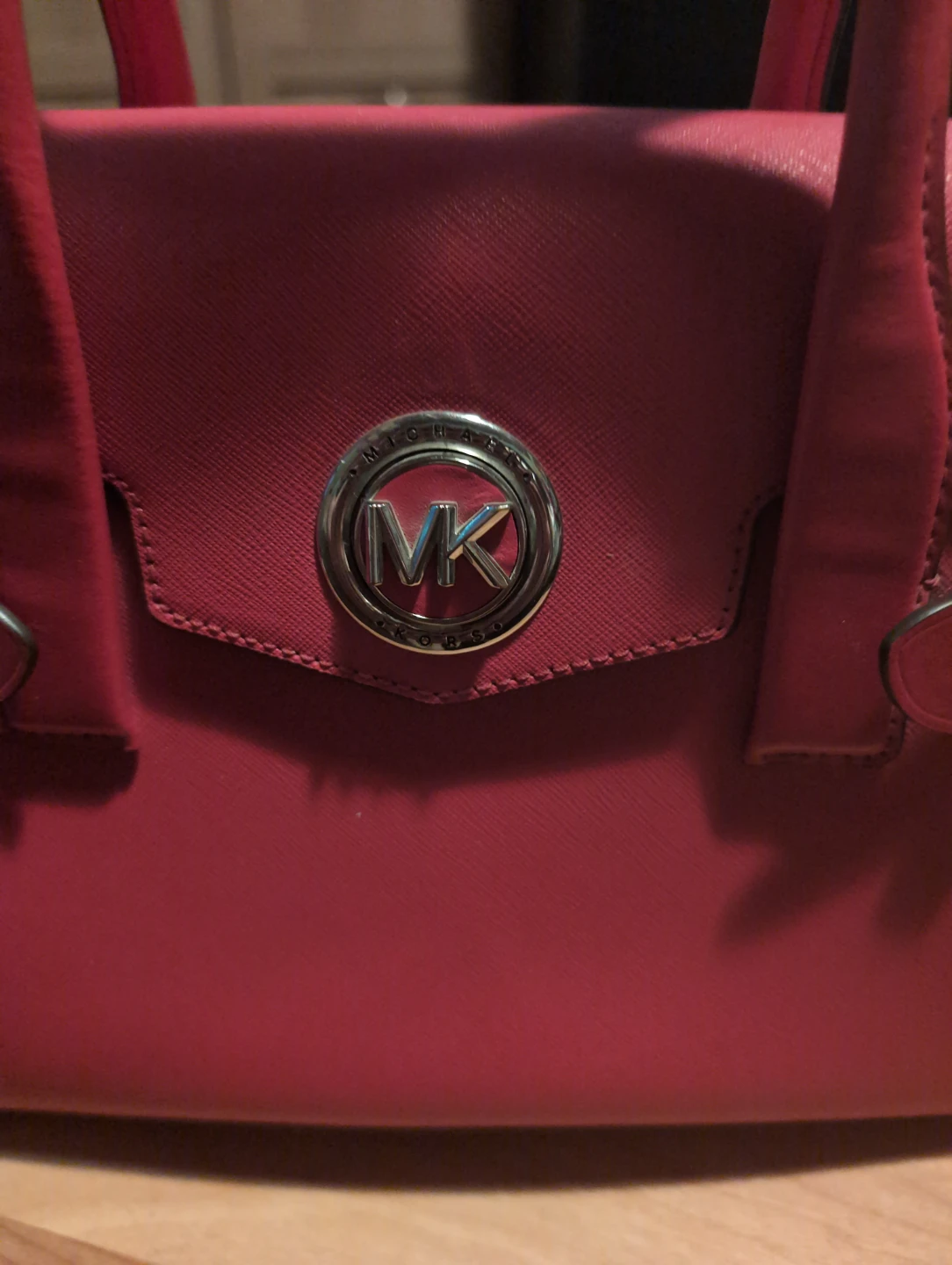 Michael Kors Red Saffiano Leather Handbag - photo 3