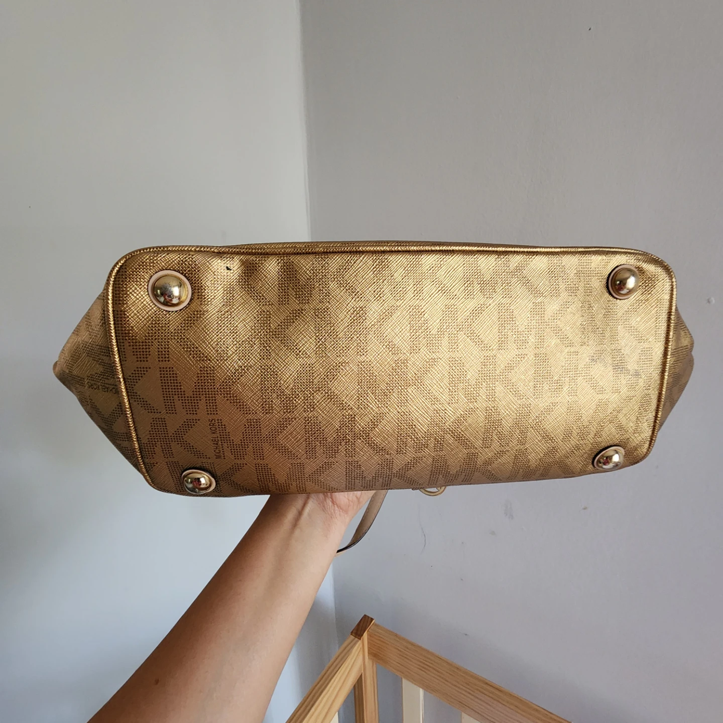 Michael Kors Metallic Gold Signature Logo Tote Bag - photo 4