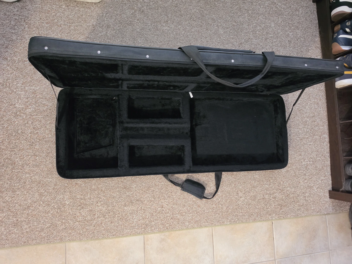 Voyageur Guitar Case - photo 2