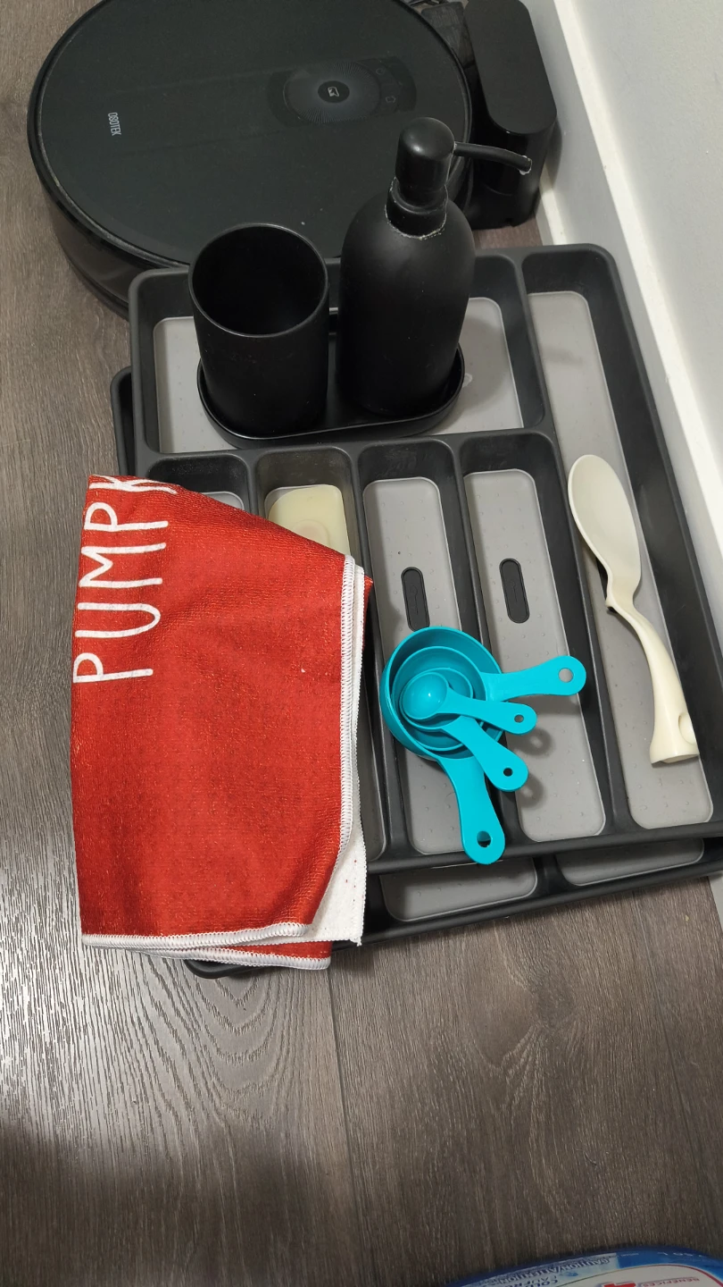 Kitchen utensils