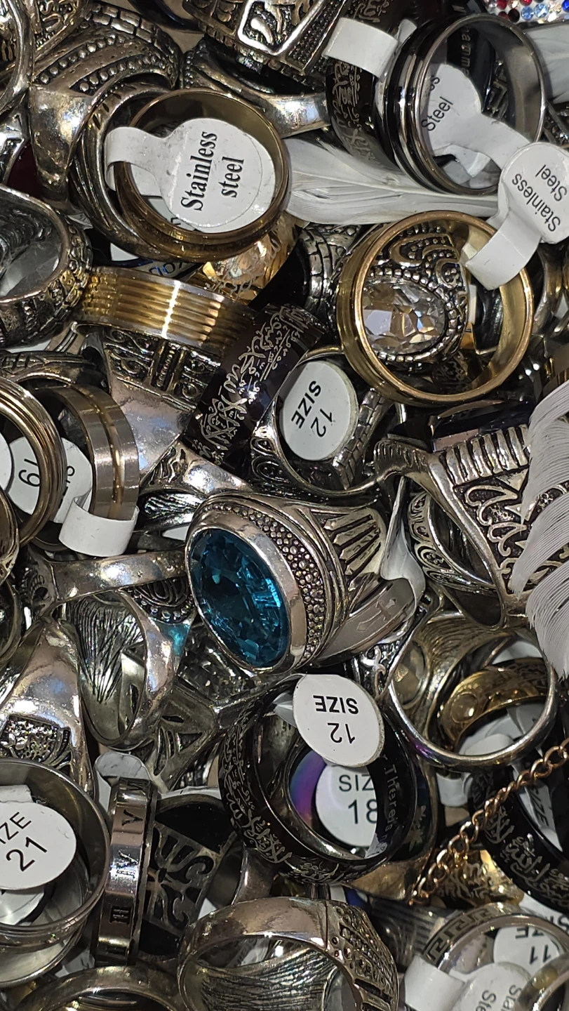 Mens & Womens Various Fashion Rings