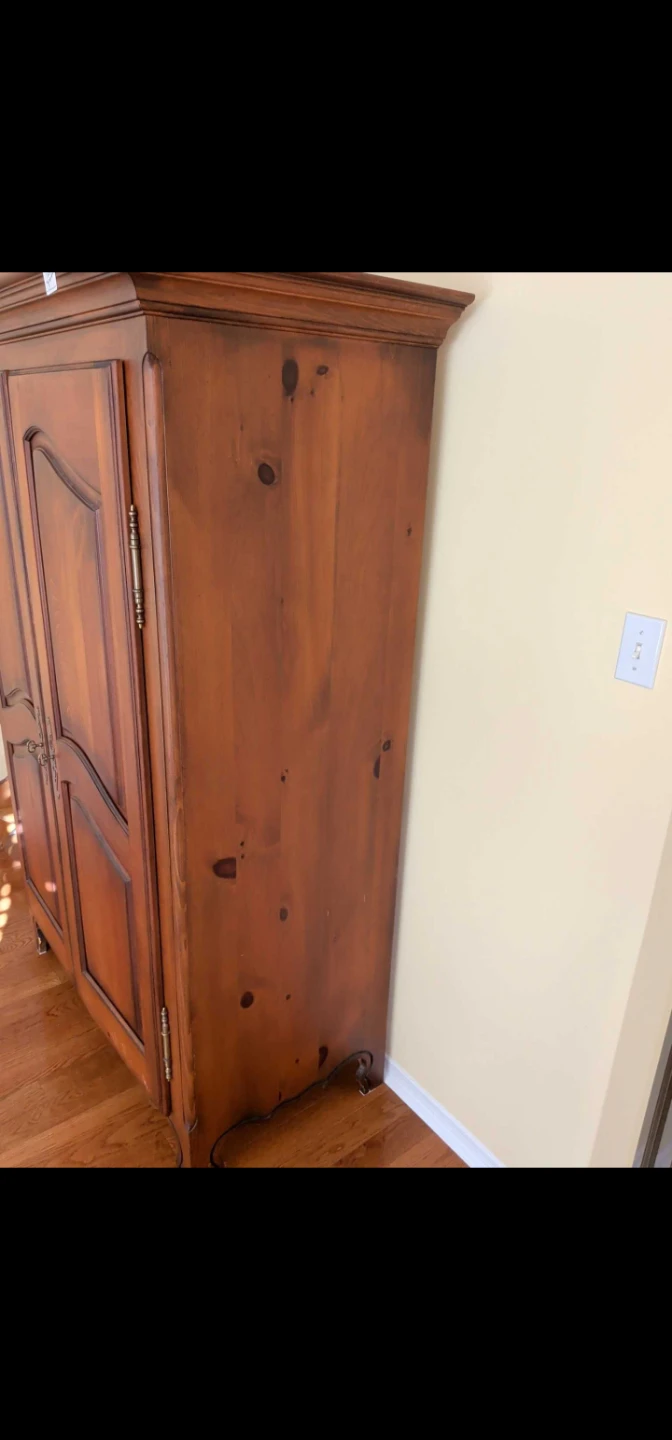 French Provincial Wood Armoire | TOMORROW PICKUP ONLY - photo 4