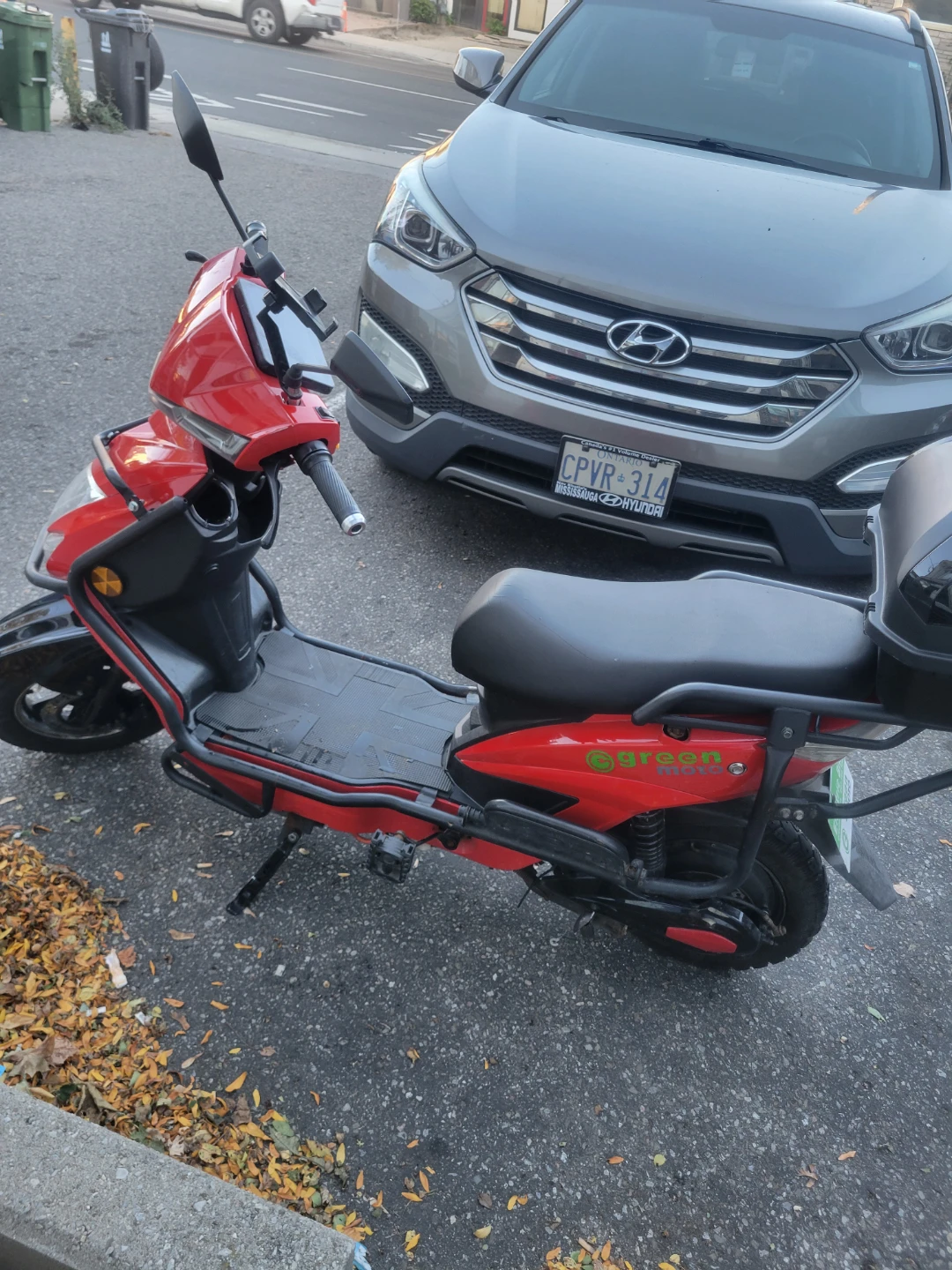 Green Moto Electric Scooter - photo 2