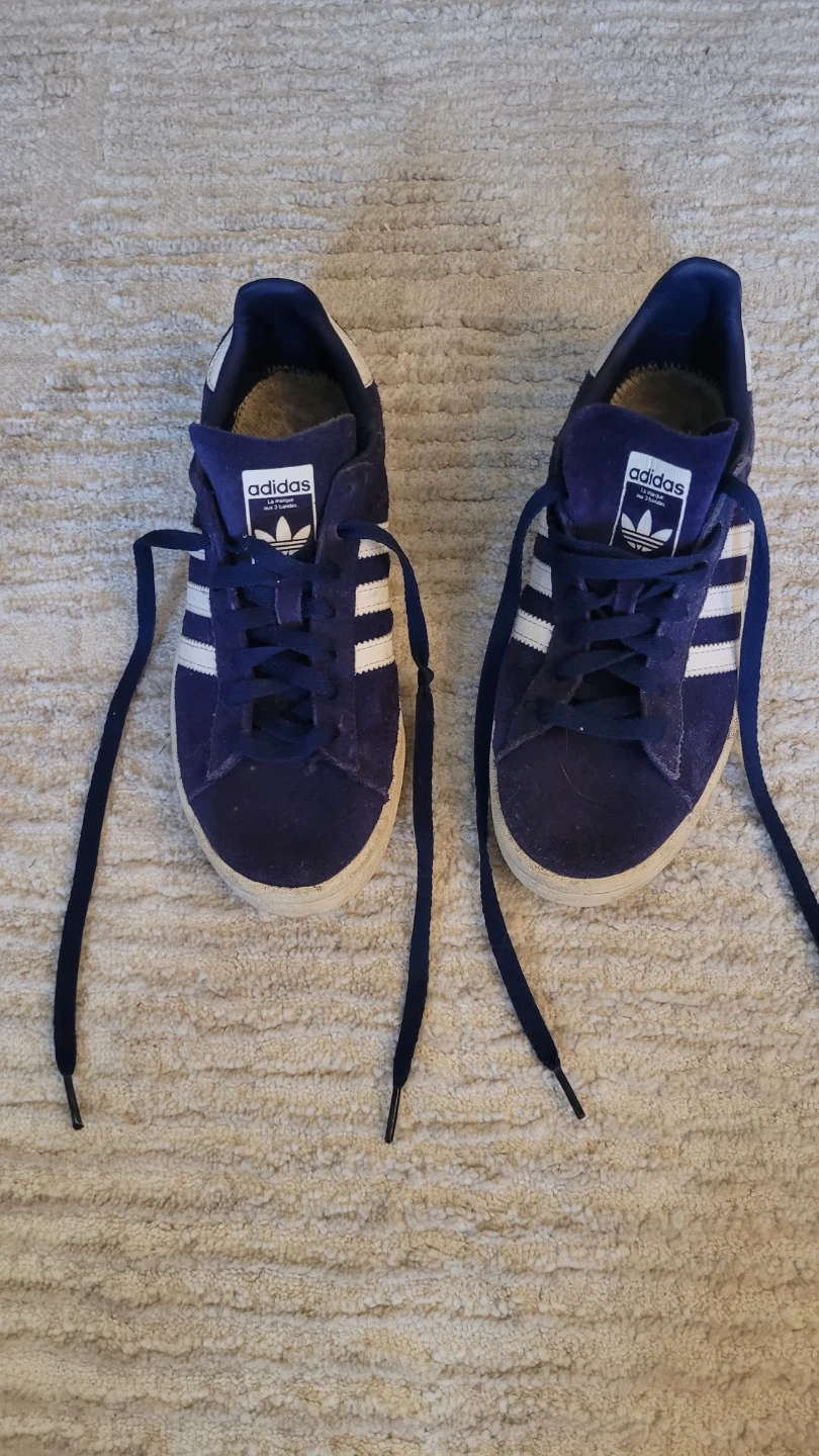 Soulier Adidas femme campus