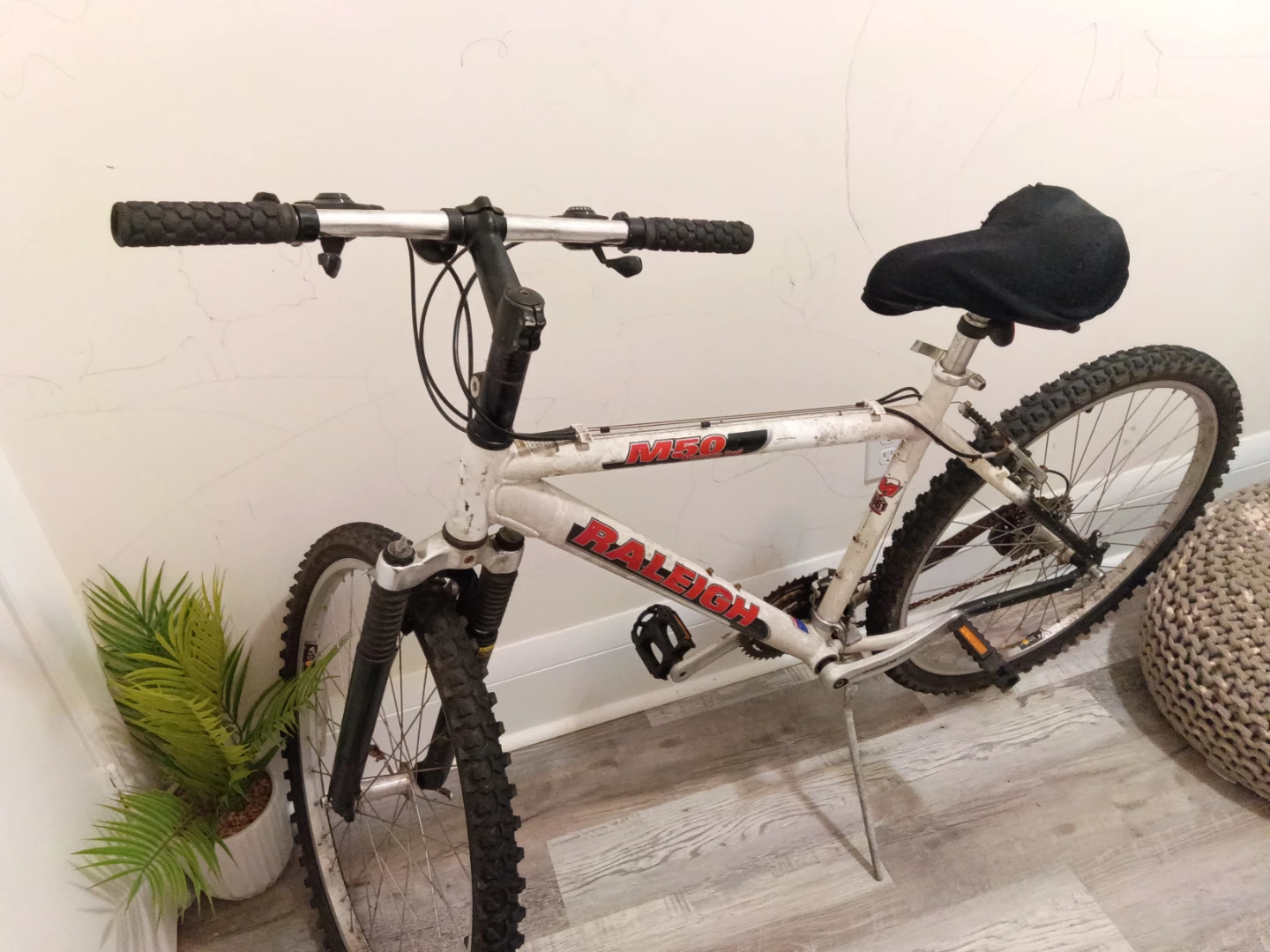 Raleigh M50 Mountain Bike - photo 2