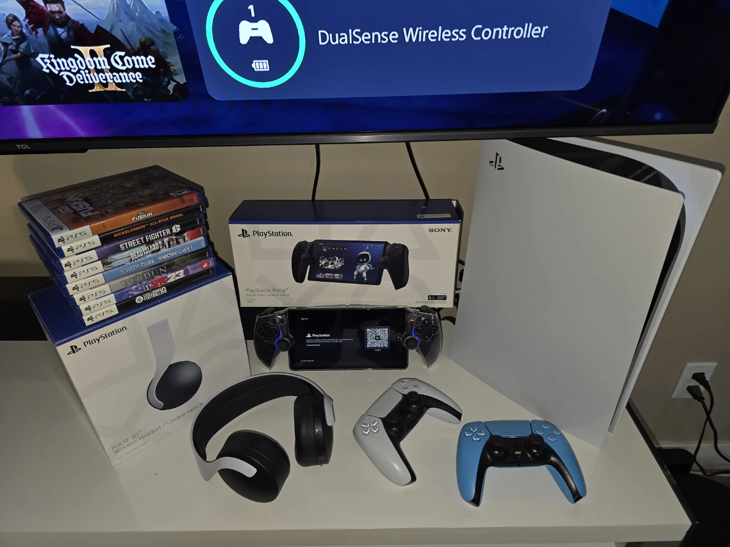 PlayStation 5 Console Bundle with Portal and Accessories - photo 3