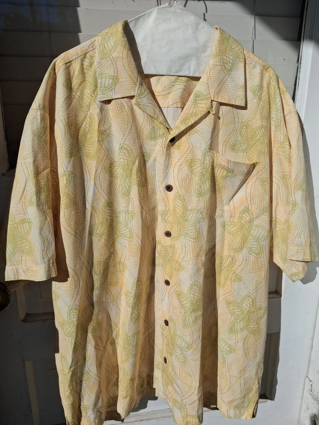 Tommy Bahama Silk Blend Shirt XL