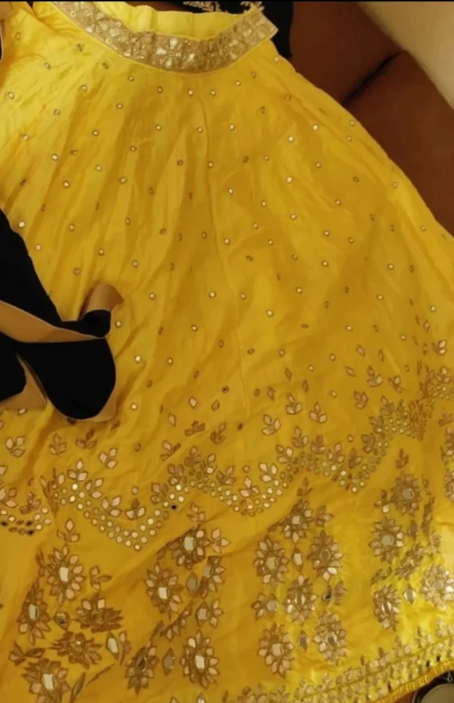 Yellow Lehenga Choli with Pink Blouse and Dupatta - photo 3