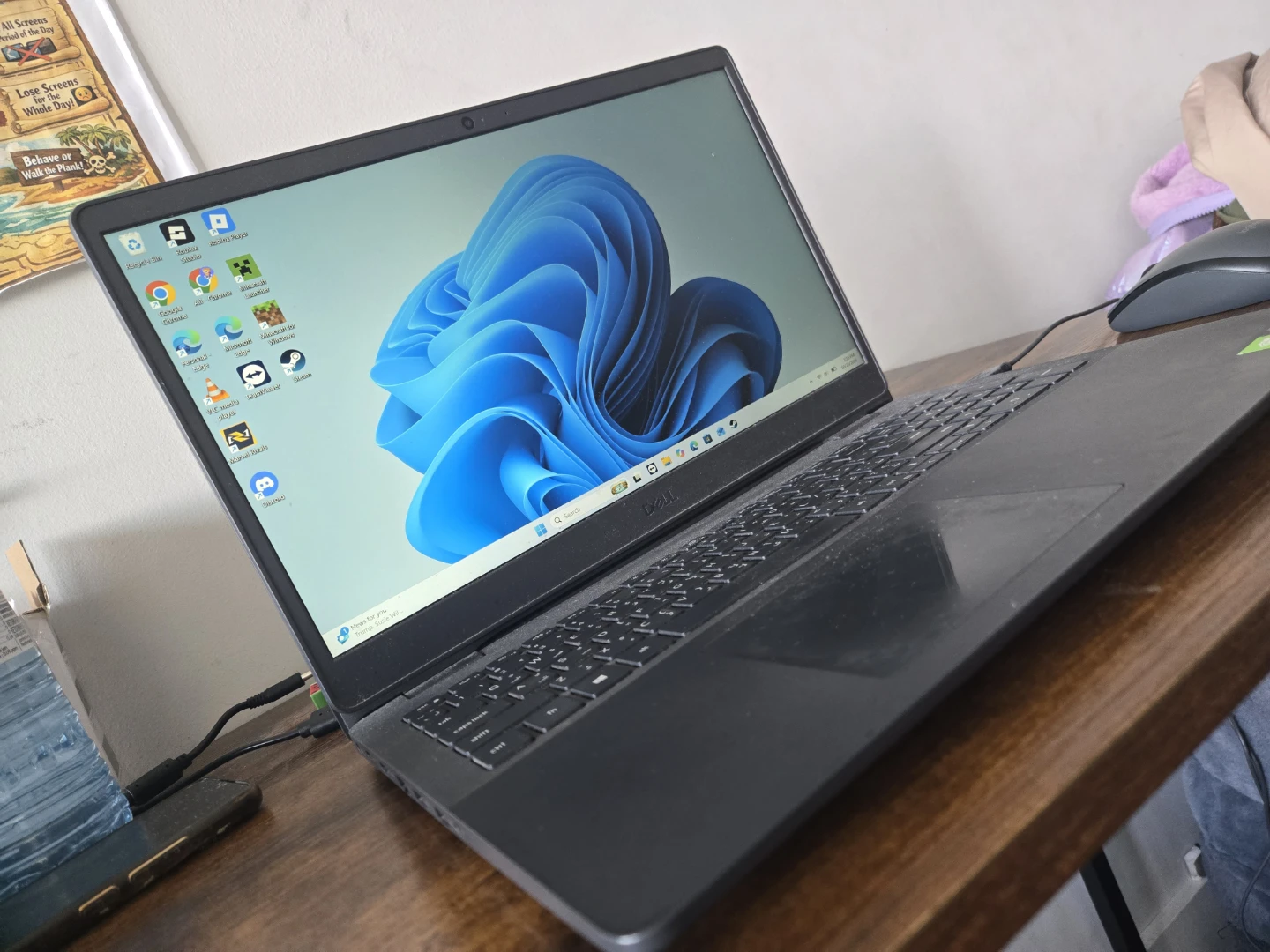 Dell Laptop - photo 2
