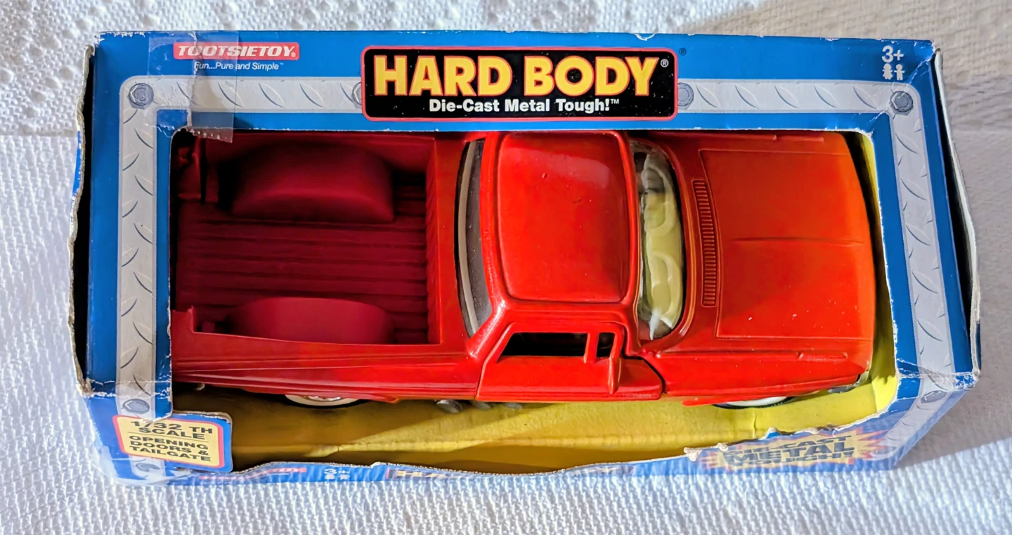 Vintage Tootsietoy Hard Body Die-Cast Metal Toy Truck - photo 2
