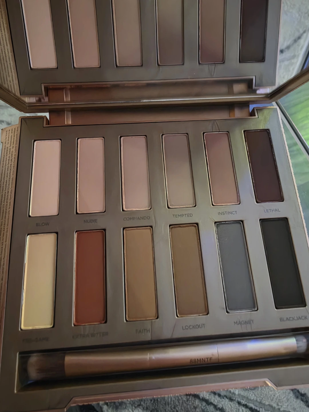 Urban Decay Naked Ultimate Basics Eyeshadow Palette - photo 4