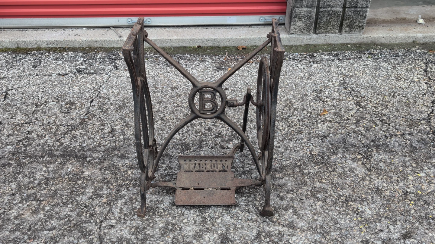 Vintage Bradbury Sewing Machine Base