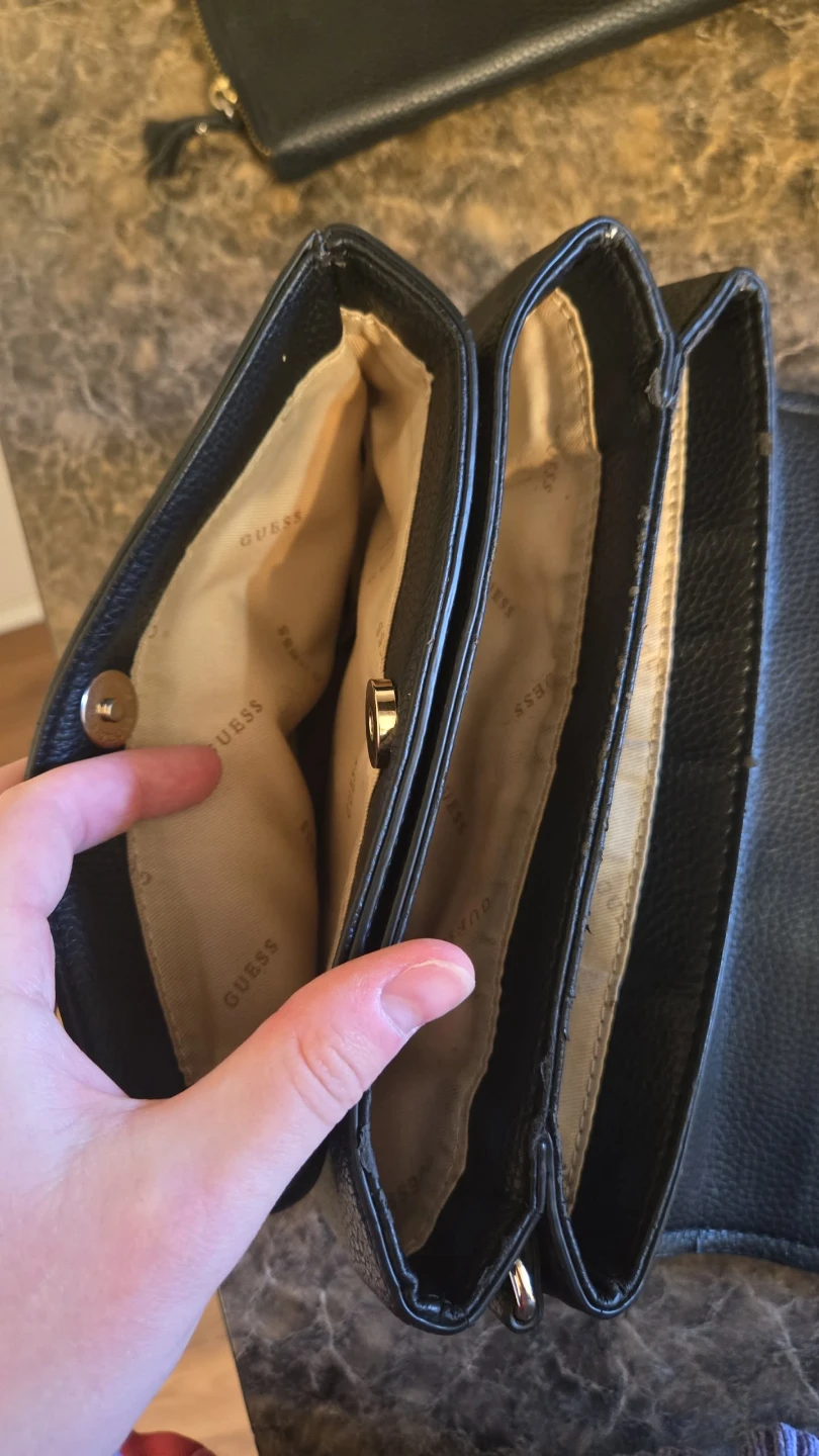 Black Guess purse - photo 4