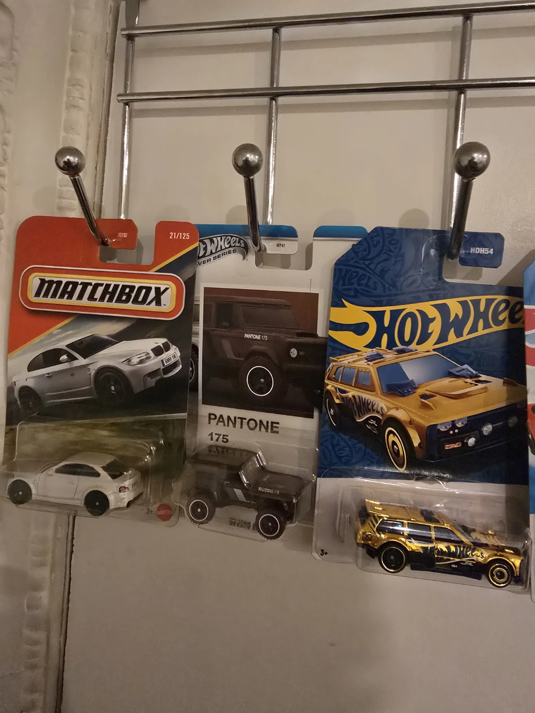 Collection of 5 Die-cast chases and treasure hunt 2 Mainlines - photo 2