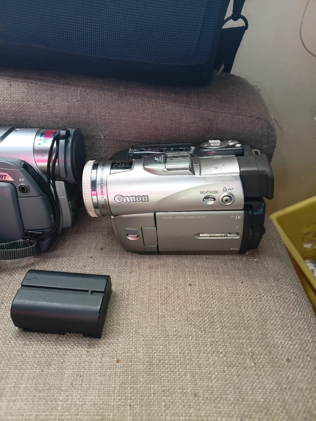 JVC and Canon Bundle $220 (50 off) OBO - photo 2