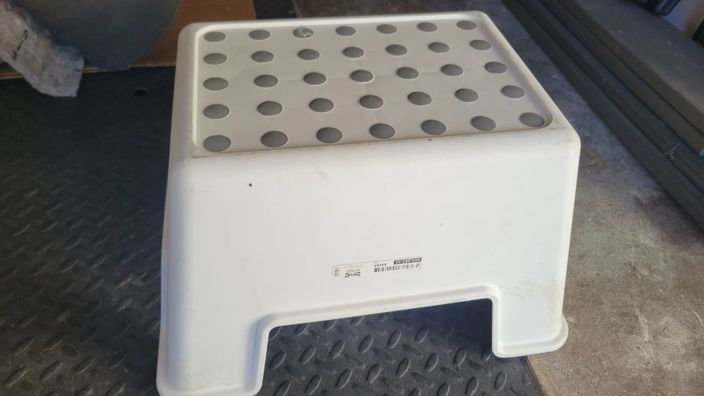 IKEA Bolmen Step Stool - photo 2