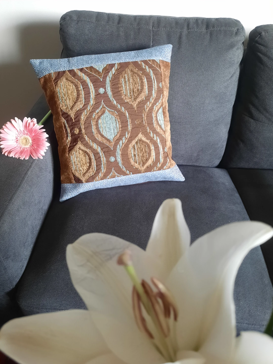 handmade & new, Decorative Throw Pillow