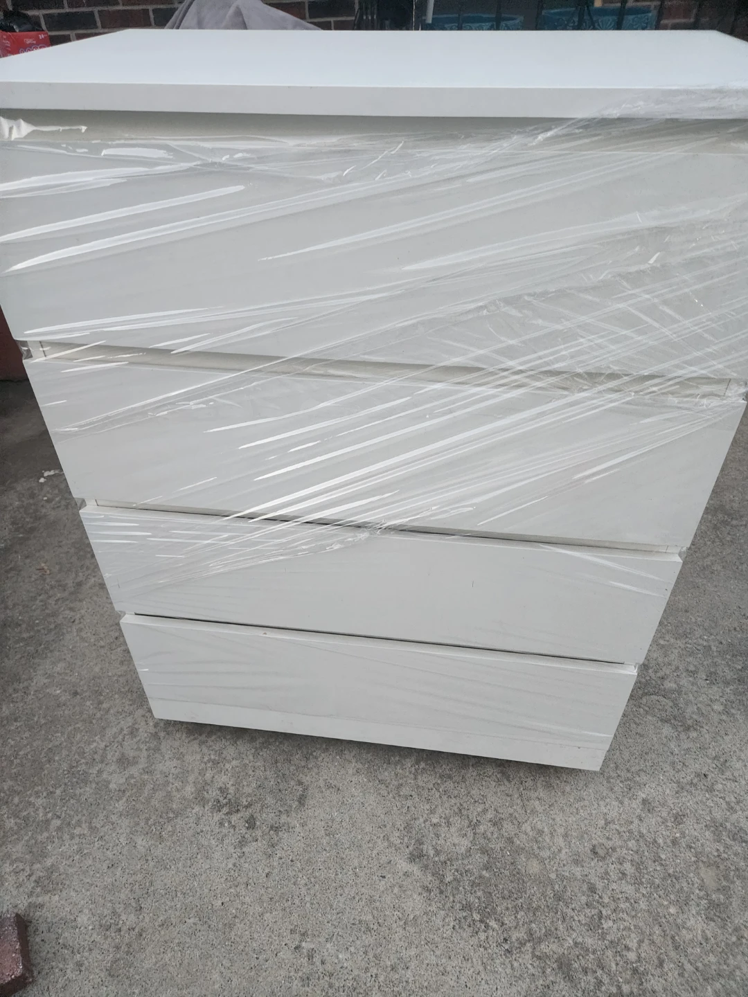 Free brand new Malm 4-Drawer Dresser - photo 2