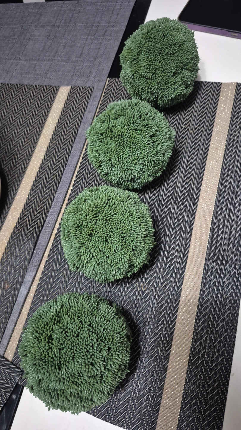 Set of 4 Artificial Green Grass Spheres