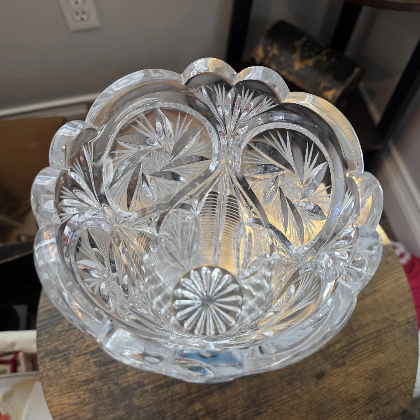 Cut Crystal Decorative Vase - photo 2