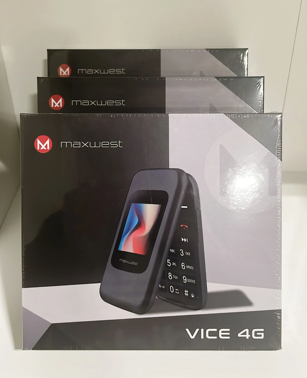 Maxwest Vice 4G Flip Phone - photo 4