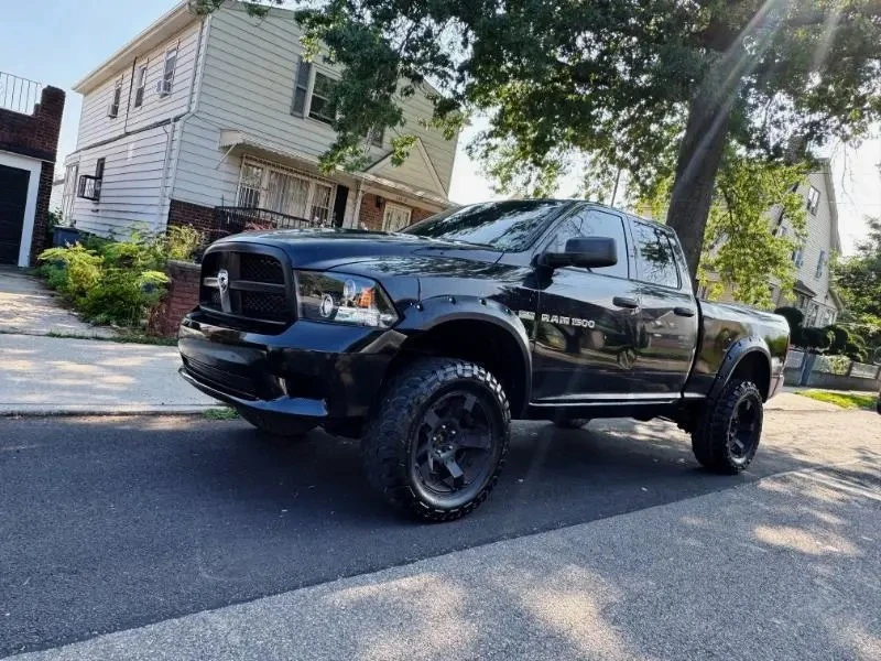 2012 RAM 1500 4 DOOR SLT HEMI AWD - photo 3