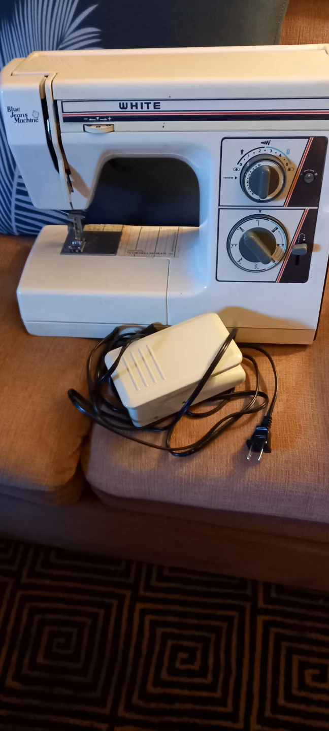 White Blue Jeans Machine Sewing Machine - photo 2