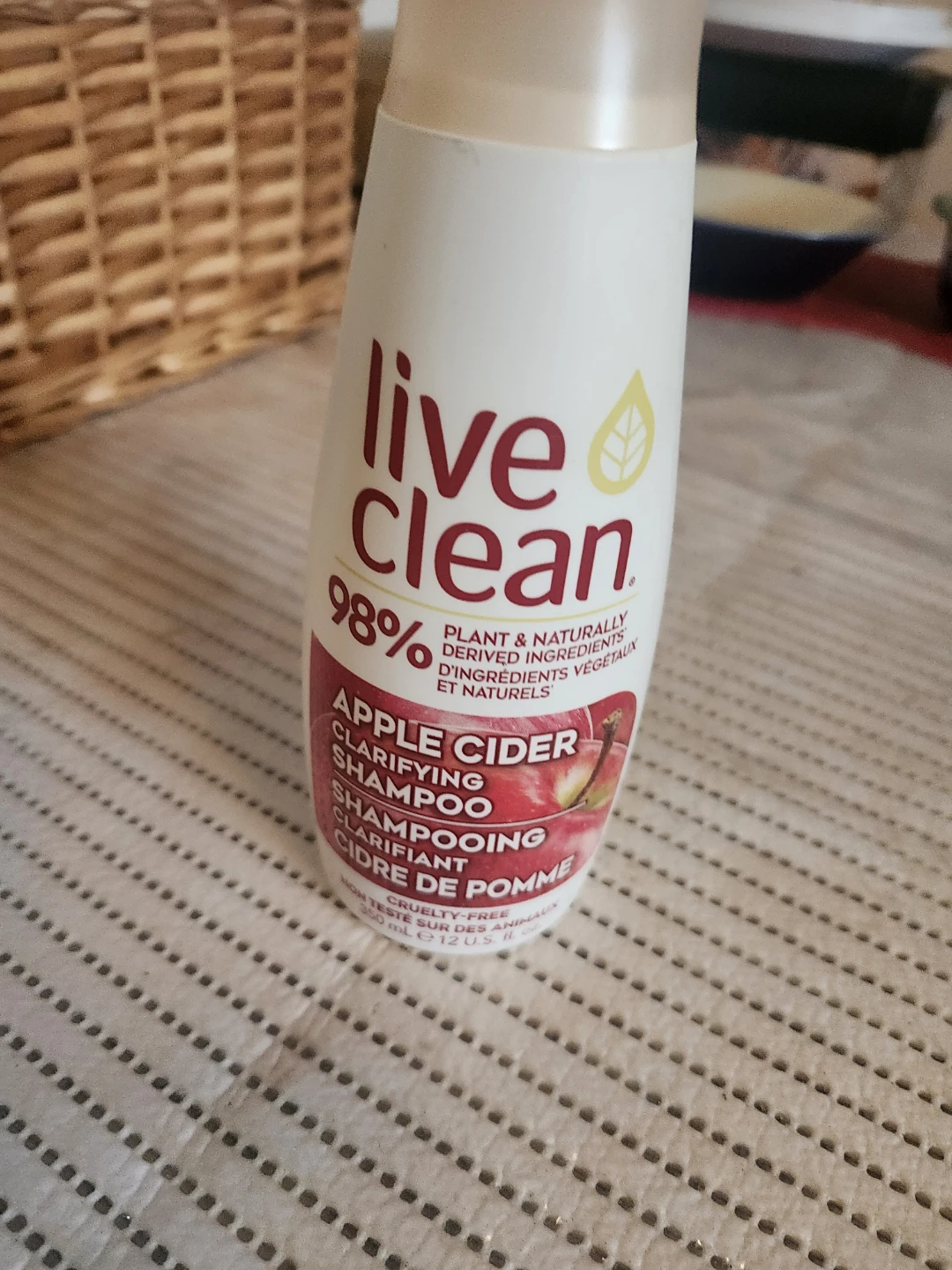 Live Clean Apple Cider Clarifying Shampoo 350ml