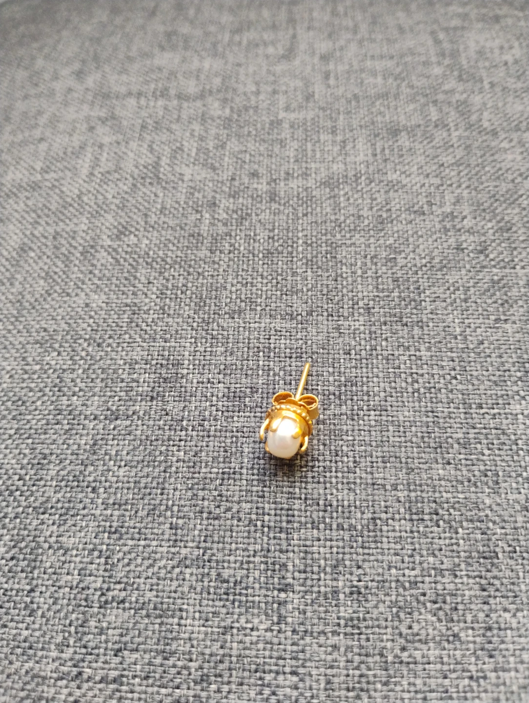 24 carat Gold pearl stud earrings - photo 2