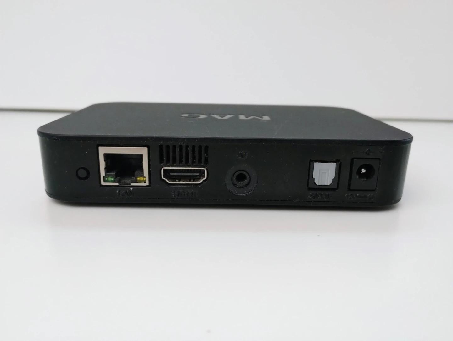 Infomir MAG 256/257 IPTV Set-Top Box with Power Supply - photo 3