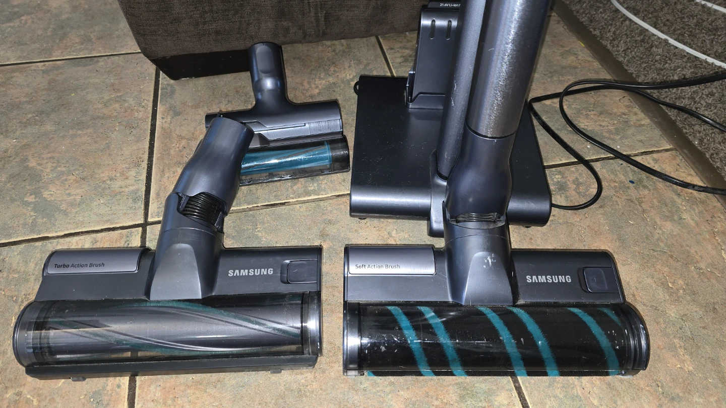 Samsung Cordless Stick Vacuum with Accessories