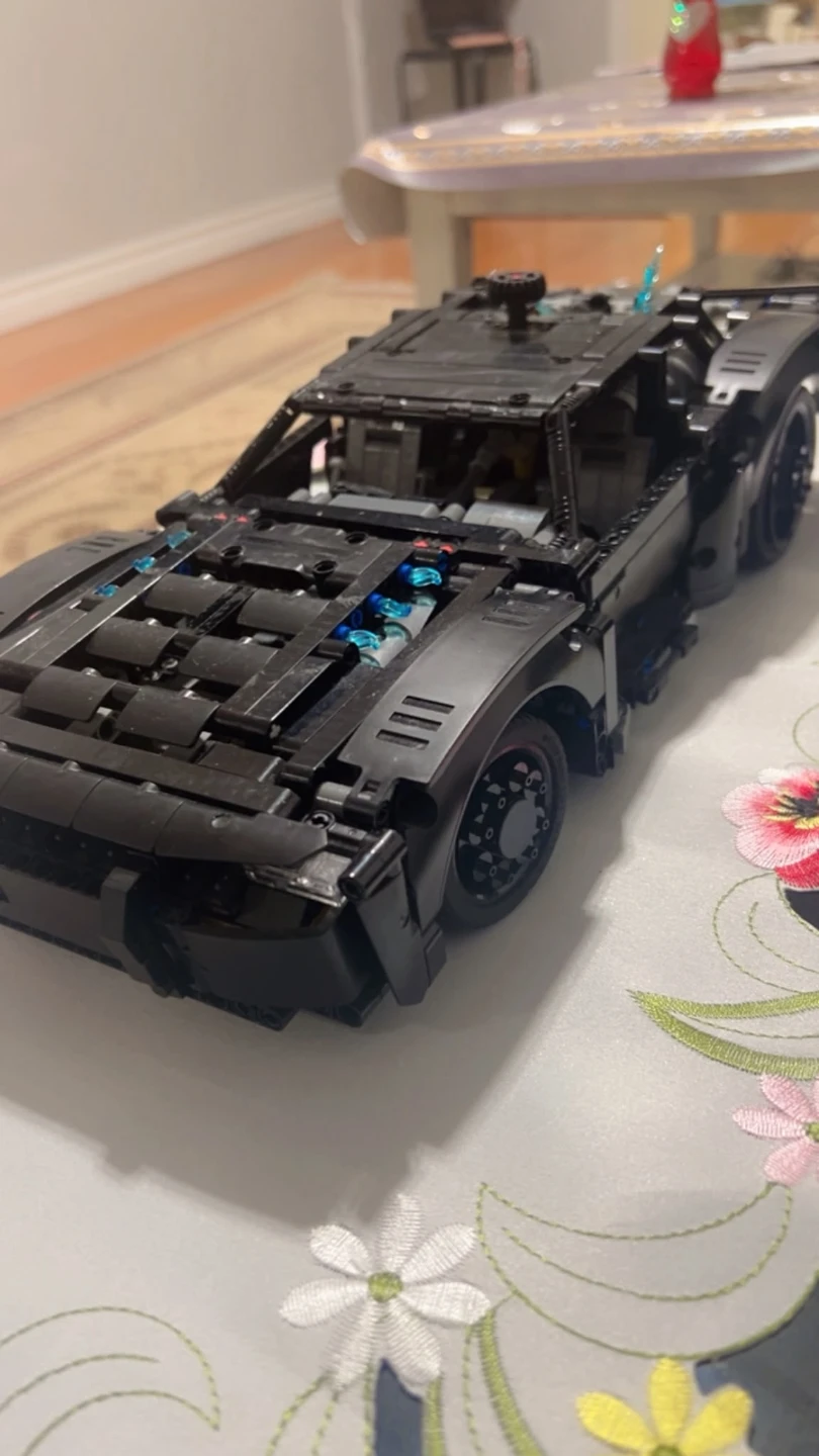 LEGO Technic The Batman - Batmobile 42127 - photo 3