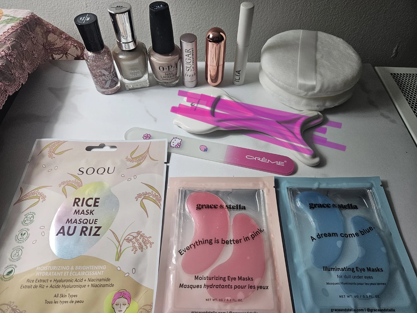 Beauty Items: Eye Patches, Mascara & More