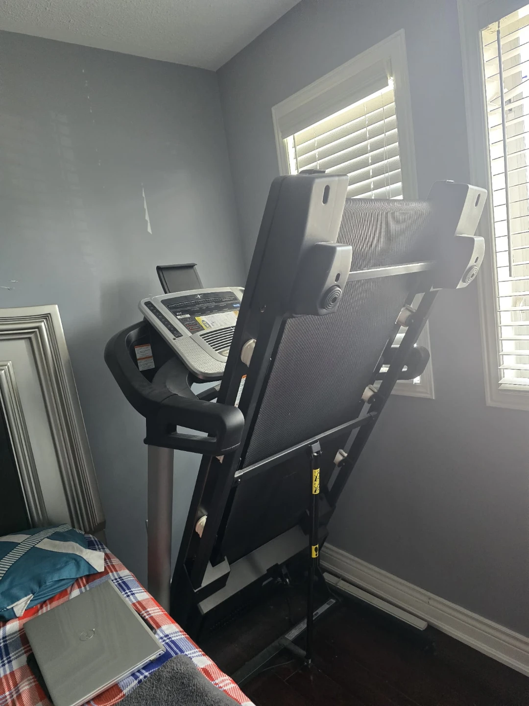 NordicTrack C700 Treadmill - photo 2