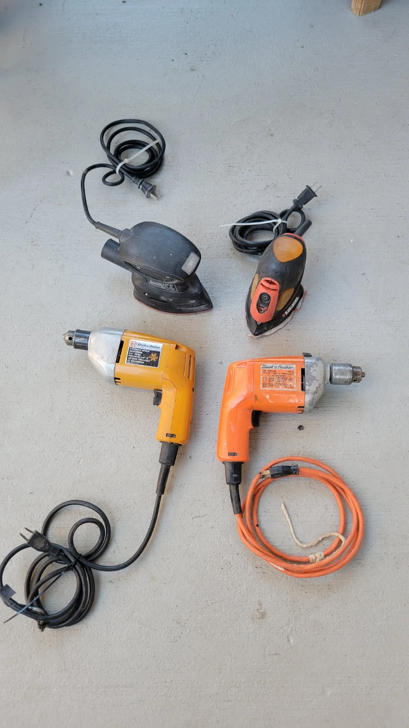 Black & Decker Power Tools, drills, sanders - photo 2