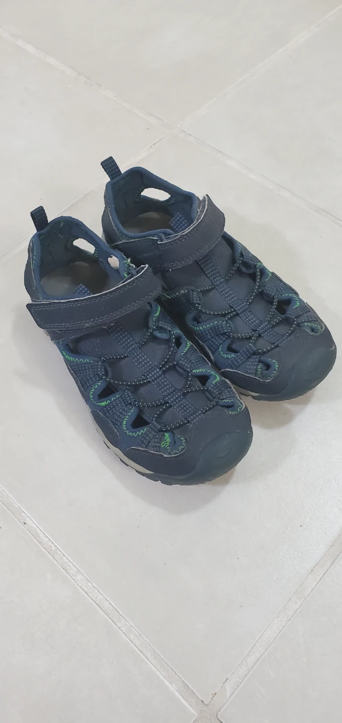 Kids closed-toe sandals - photo 2