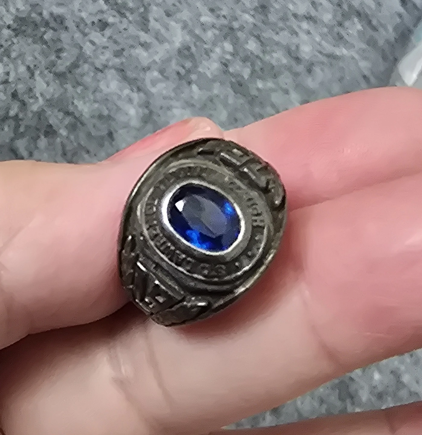 Vintage St Lawrence  Regional High School Class Ring - photo 2