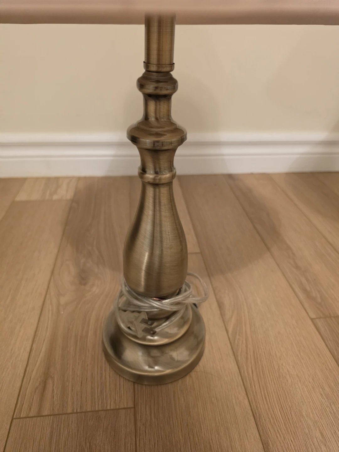 Set of Two Brass Table Lamps Great Condition - photo 4