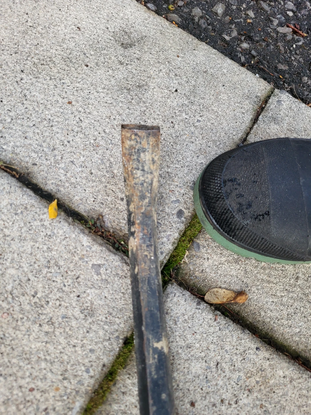 35-inch steel wrecking crowbar bar - photo 4