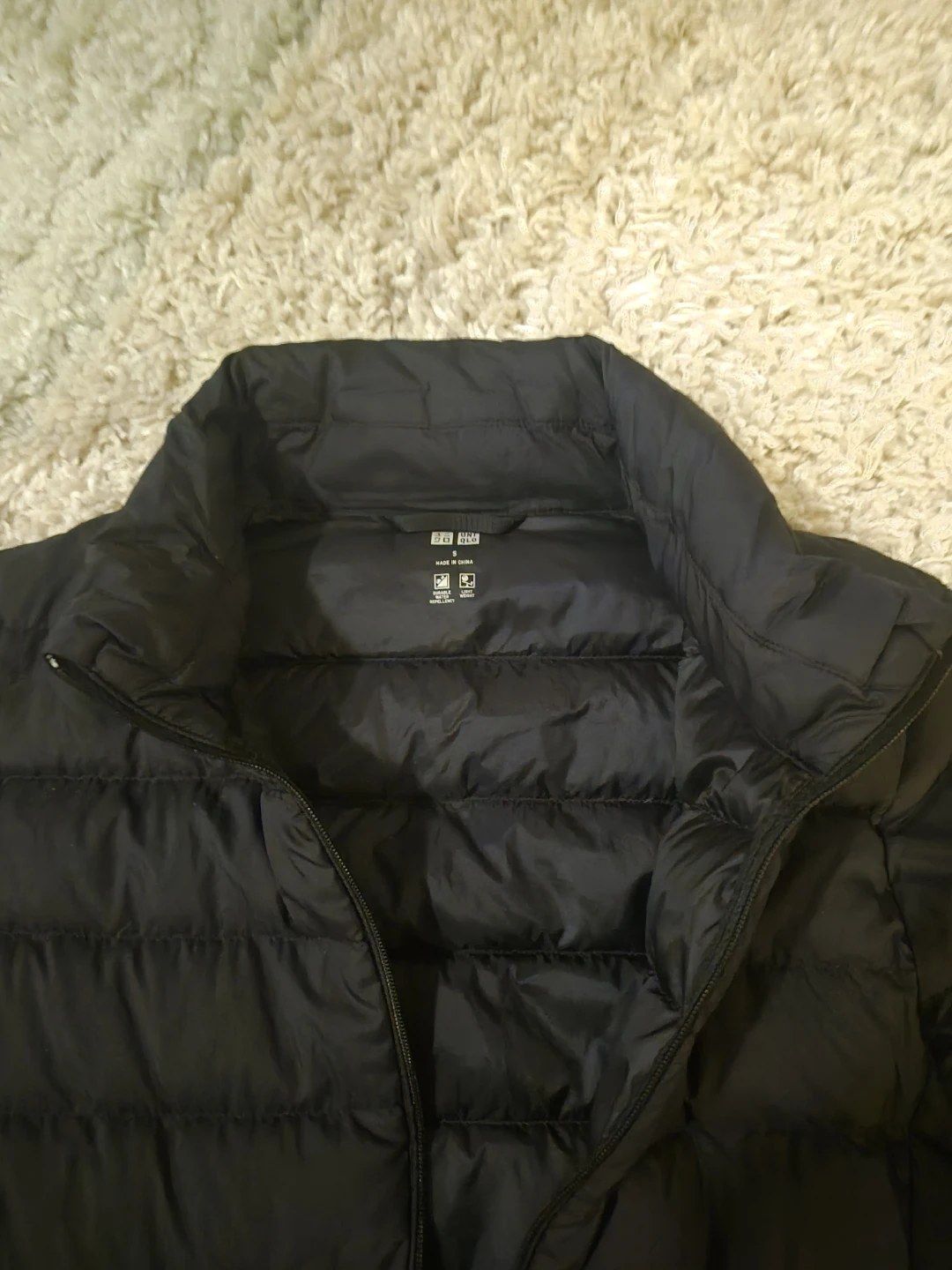 Uniqlo Ultra Light Down Jacket Black Small - photo 3